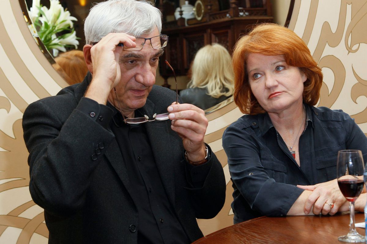 Są małżeństwem 50 lat. Aktorka napisała o zdradach. "Dosyć przykre"