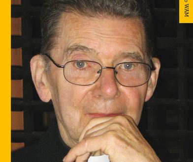 W świetle reflektorów ogromnieje „nikczemna postura”