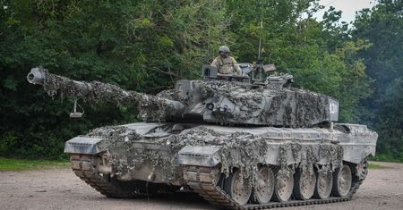 Challenger 2 dla Ukrainy. Czołgi, które przetrwają zmasowany atak