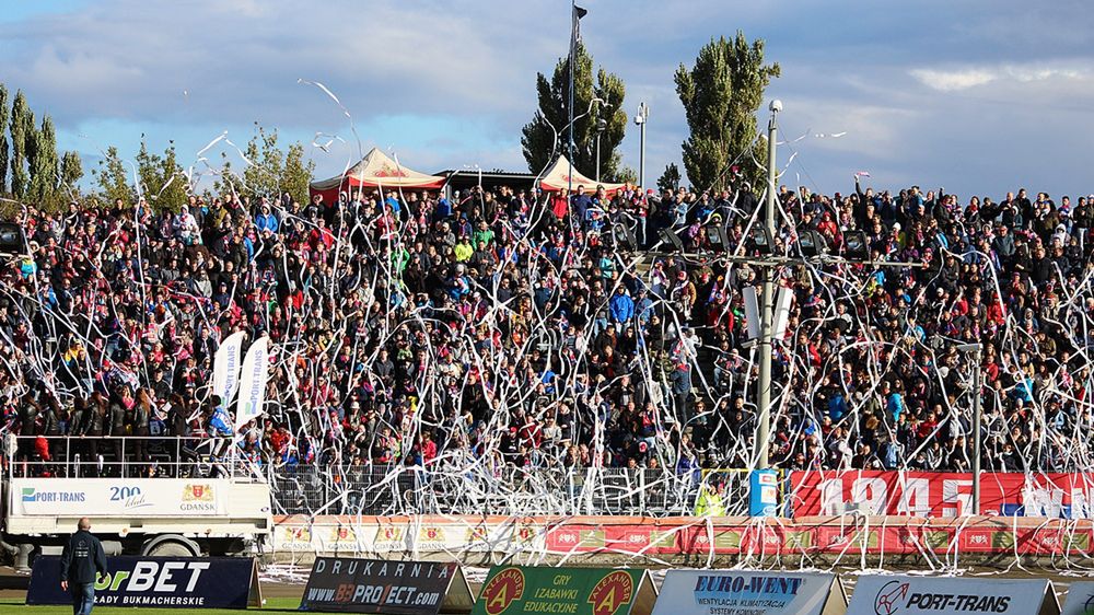 WP SportoweFakty / Grzegorz Jarosz / Na zdjęciu: tłumy na stadionie w Gdańsku