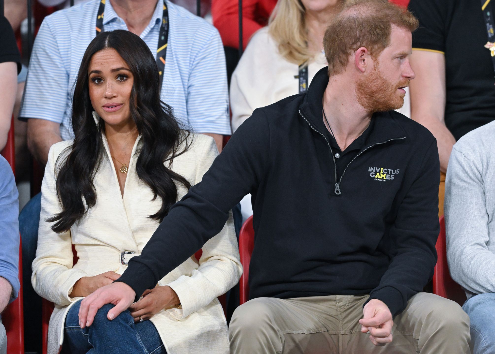 Invictus Games 2020 - Day 2THE HAGUE, NETHERLANDS - APRIL 17: Prince Harry, Duke of Sussex and Meghan, Duchess of Sussex attend the sitting volleyball event during the Invictus Games at Zuiderpark on April 17, 2022 in The Hague, Netherlands. (Photo by Karwai Tang/WireImage)Karwai Tang