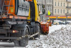 Zima w tym roku nie zaskoczyła drogowców. Sprzęt na ulicach stolicy