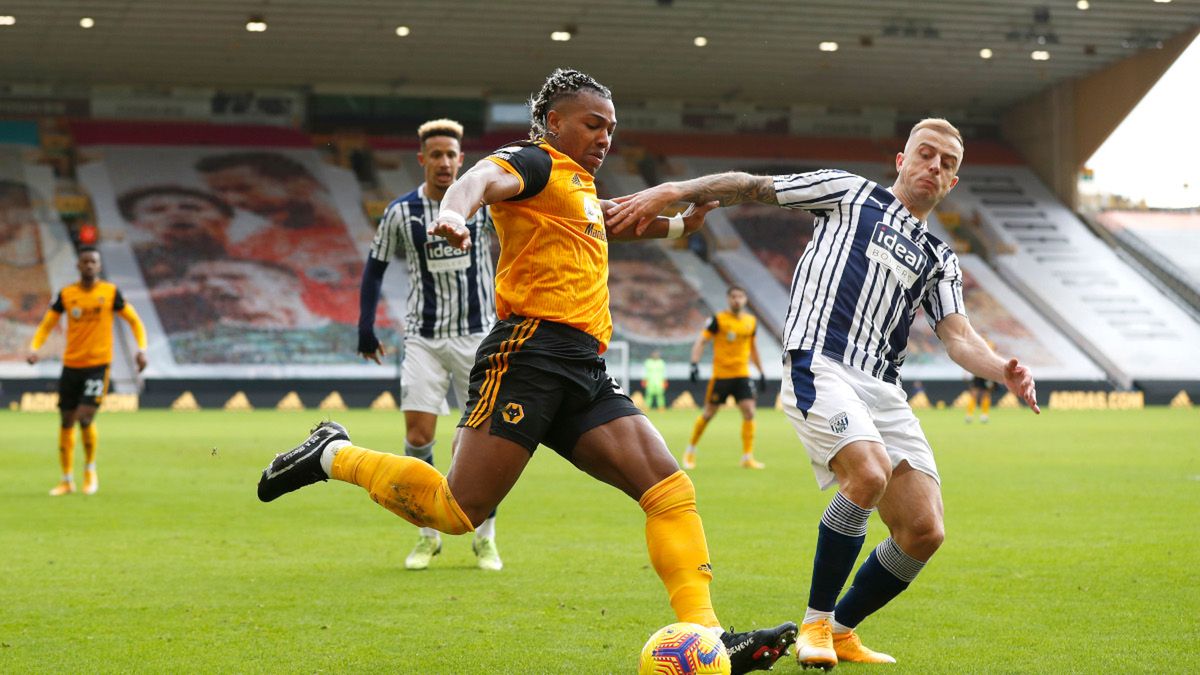 Getty Images / Adrian Dennis / Na zdjęciu: Adama Traore i Kamil Grosicki 