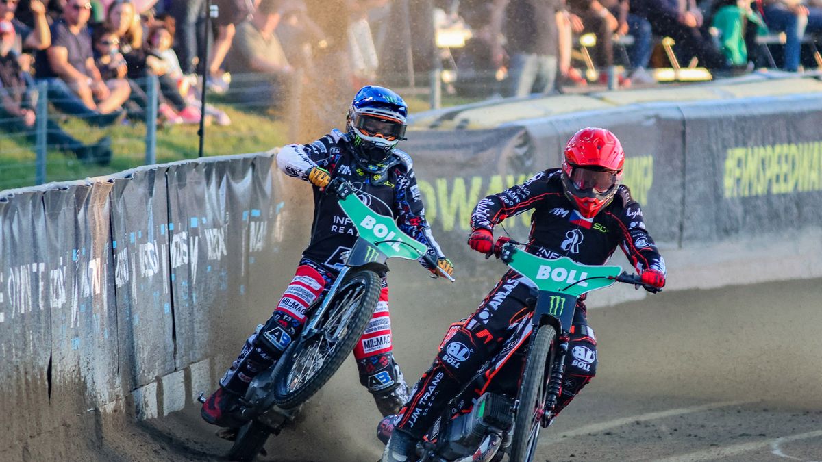 WP SportoweFakty / Michał Krupa / Na zdjęciu: Fredrik Lindgren w kasku niebieskim