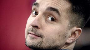 Marek Plawgo na motocyklu zwiedza Włochy. To zdjęcie mrozi krew w żyłach