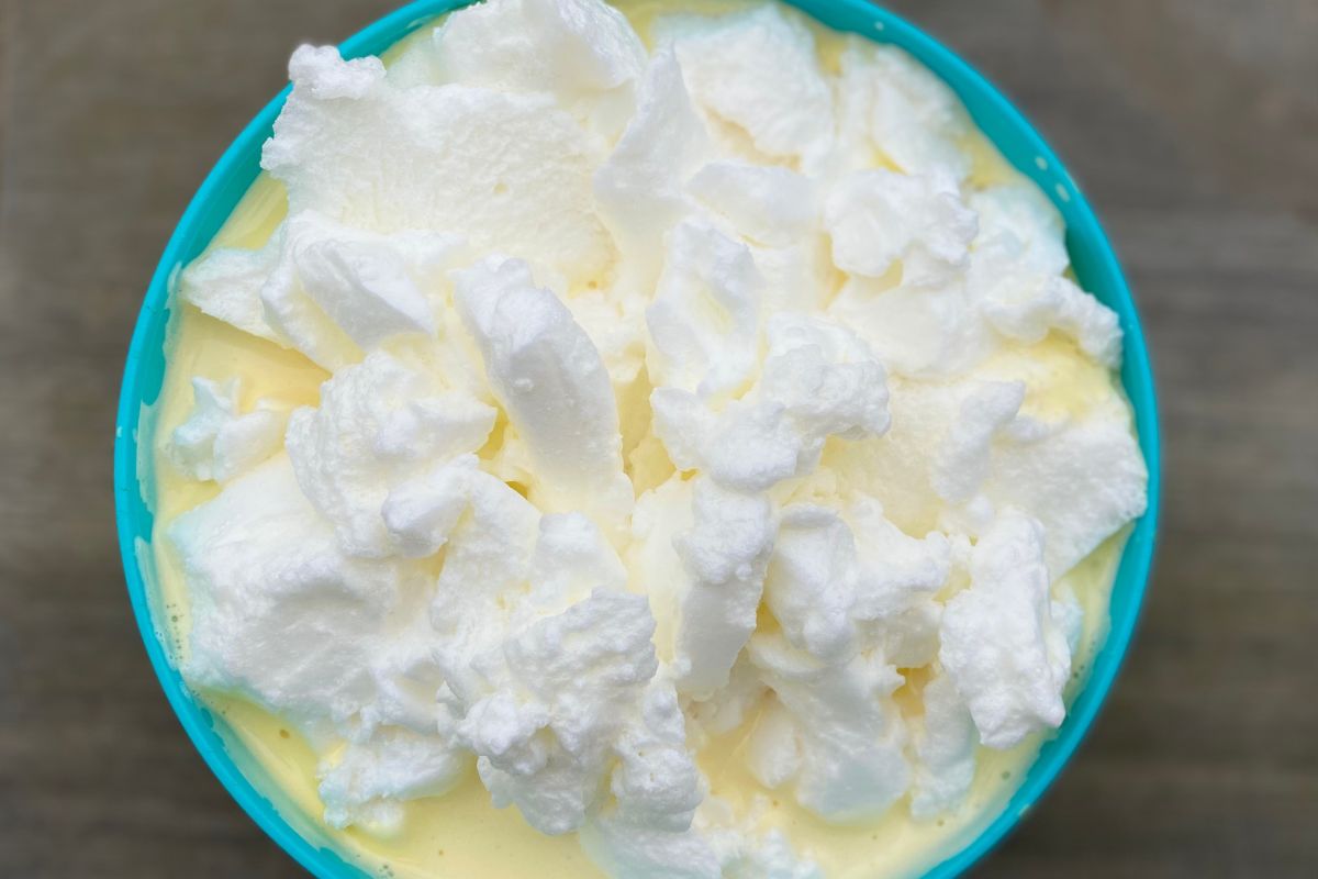 Zupa nic to zupa z piankami z białek 