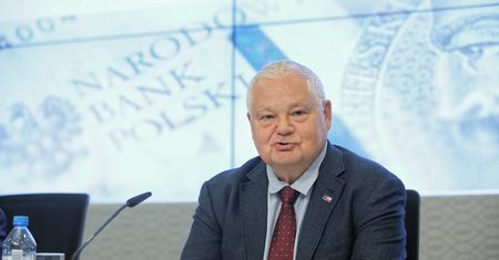 Glapiński w ogniu krytyki. Opozycja grzmi: "Pisowski drenaż kieszeni trwa w najlepsze"
