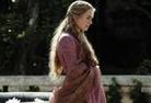 Cersei może chodzić nago