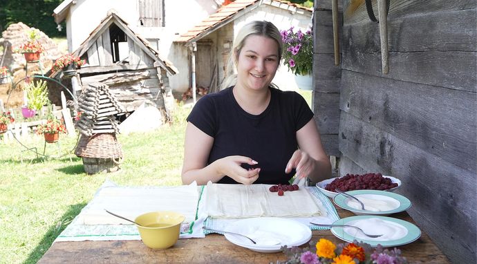 U sąsiadów w kuchni 15