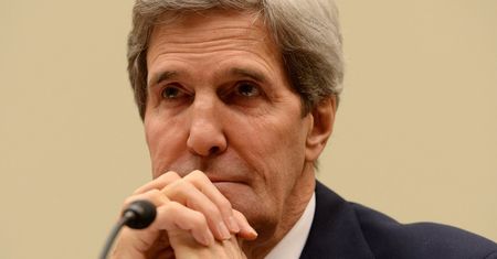 Stosunki USA-Iran. Kerry przeciwko nakładaniu nowych sankcji
