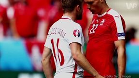 #dziejesienaeuro. Ten obrazek to hit meczu Polska - Szwajcaria. Błaszczykowski staje w obronie "Lewego"