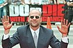 Bruce Willis ściga Al-Kaidę