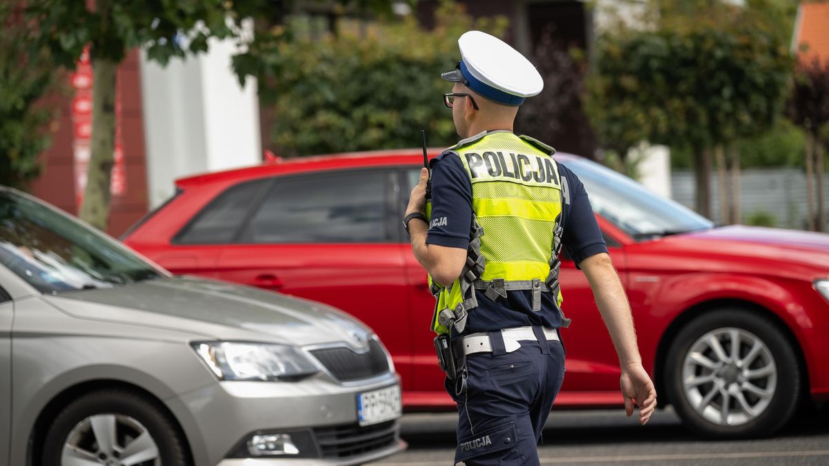 Co 13 kierowca zatrzymany podczas jazdy pod wpływem alkoholu stracił swój pojazd 