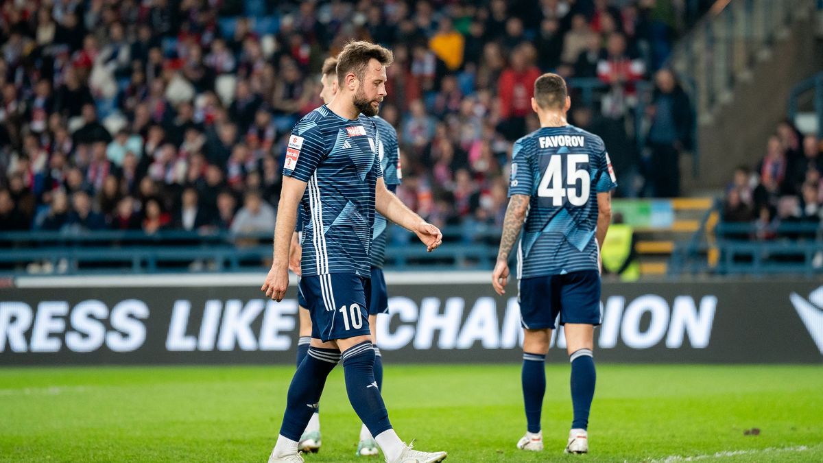 Getty Images / Marcin Golba / Na zdjęciu: Piłkarze Kotwicy Kołobrzeg.