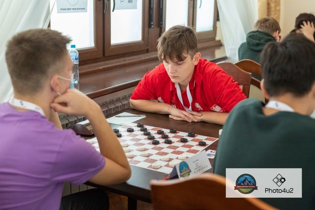 Średnio Amadeusz grał jedną partię klasyczną przez cztery godziny