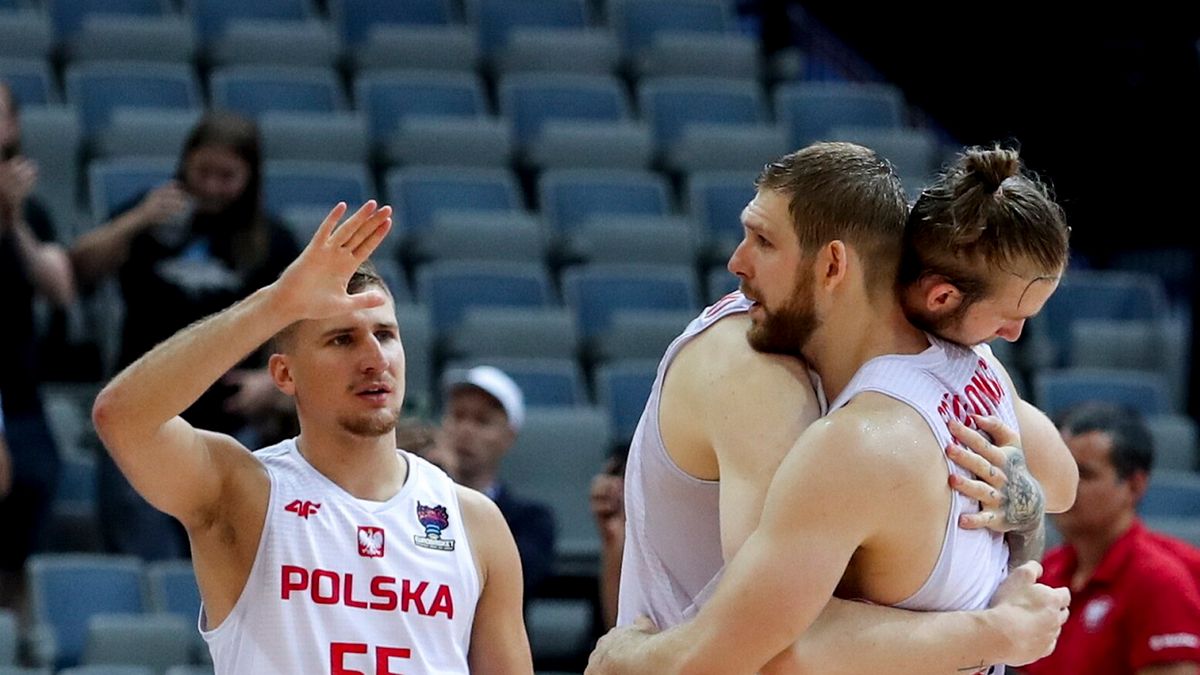 Zdjęcie okładkowe artykułu: PAP/EPA / MARTIN DIVISEK / Na zdjęciu: reprezentacja Polski w koszykówce