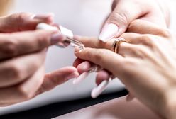 Zadłużona jak kosmetyczka. Oto dlaczego beauty puchnie od długów