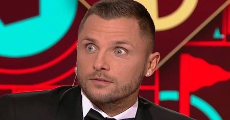 Zakpił z jego oczu. I się zaczęło. "Oszołomie"