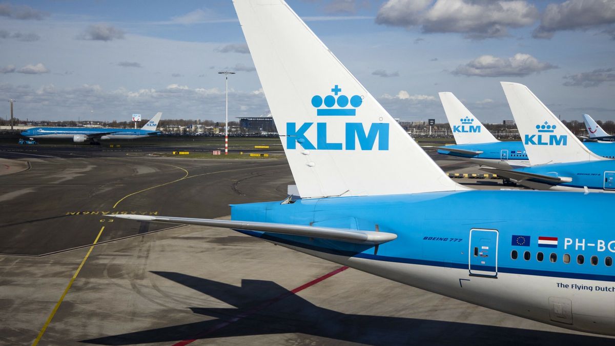 Linie KLM zawiesiły loty nad terytorium Izraela i Iranu