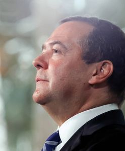 Miedwiediew apeluje do Rosjan: nie panikujcie, wszystko wróci do domu