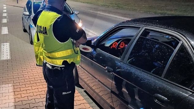 Dla niektórych kierowców kursy stały się regularnie używanym kołem ratunkowym - zdjęcie ilustracyjne