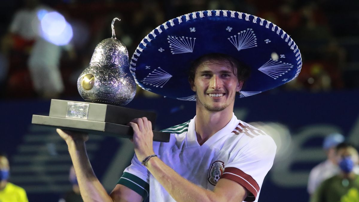 PAP/EPA / David Guzman / Na zdjęciu: Alexander Zverev, mistrz Abierto Mexicano Telcel 2021