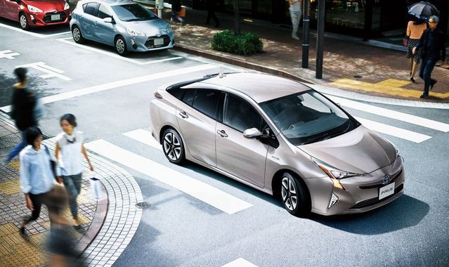 Toyota Prius z elementami sztucznej inteligencji