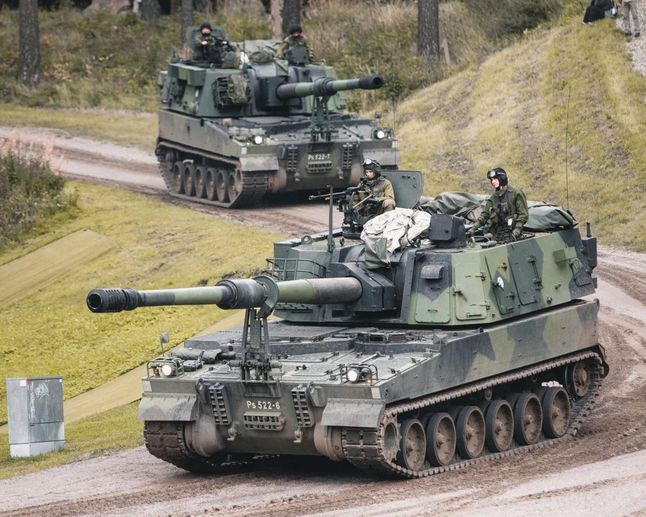 Armatohaubice K9 służące w armii Finlandii