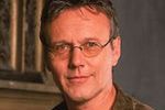 Anthony Head centaurem zamiast Pierce'a Brosnana