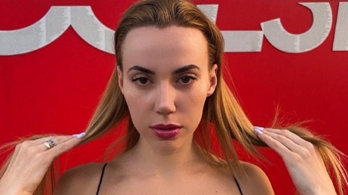 Marianna Schreiber zaszalała u fryzjera. 