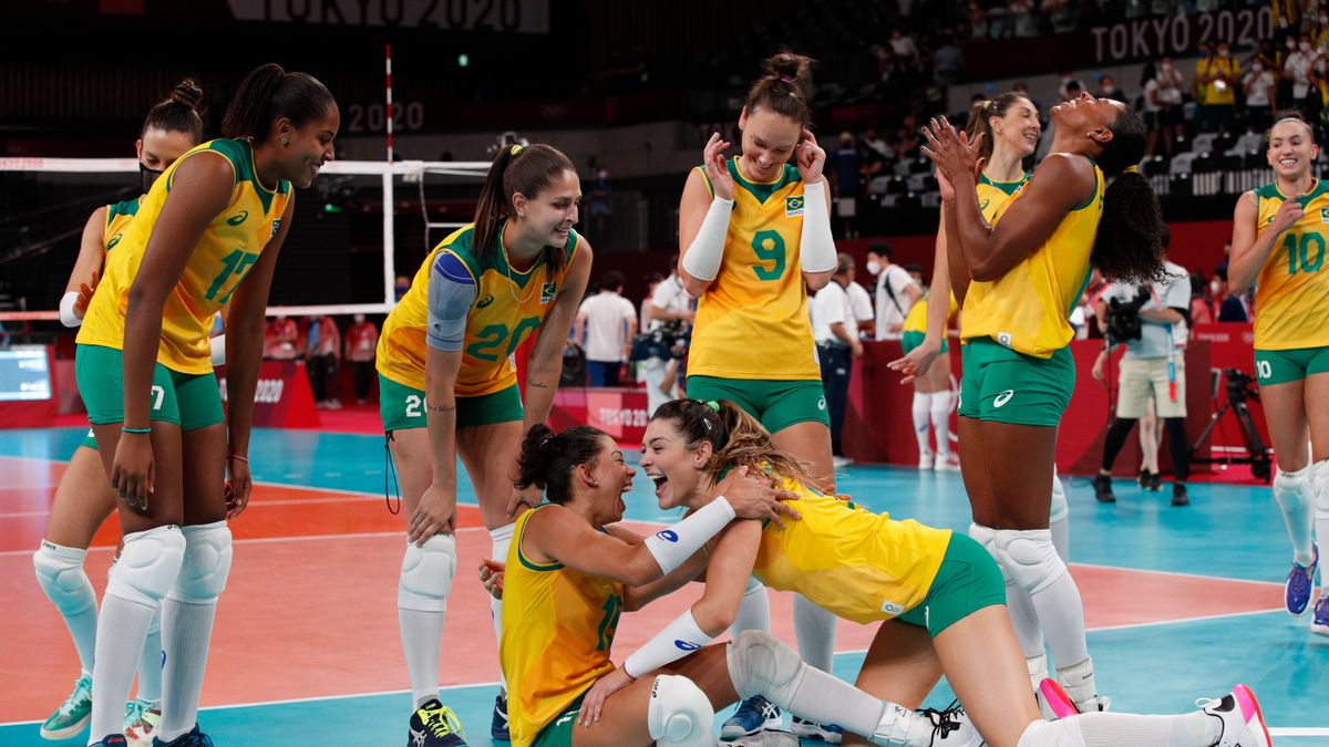 PAP/EPA / RUNGROJ YONGRIT / Na zdjęciu: reprezentantki Brazylii po wygranej nad Koreankami