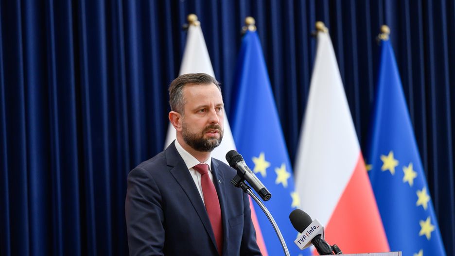 W�adys�aw Kosiniak-Kamysz
Tarn�w, 30.09.2024. Wicepremier, minister obrony narodowej W�adys�aw Kosiniak-Kamysz podczas spotkania z samorz�dowcami w Tarnowie, 30 bm. (pt/amb) PAP/Pawe� Topolski
Pawe� Topolski
polityk, polityka, samorz�dowcy, spotkanie, wizyta, W�adys�aw Kosiniak-Kamysz, z samorz�dowcami, W�adys�aw Kosiniak Kamysz
