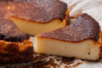 Gdy zrobiłem sernik bez jajek, teściowa złapała się za głowę. Potem wzięła przepis