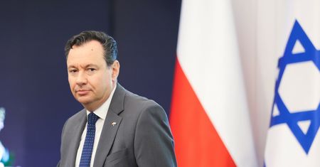"Decyzja w trybie nagłym". Ambasador Izraela opuszcza Polskę