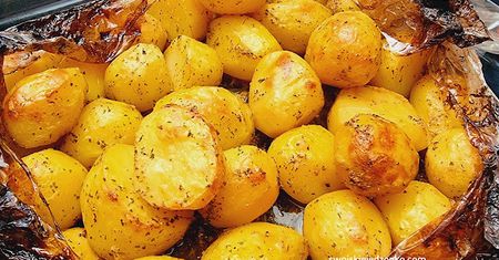 Doskonały przepis na ziemniaki pieczone w jogurcie