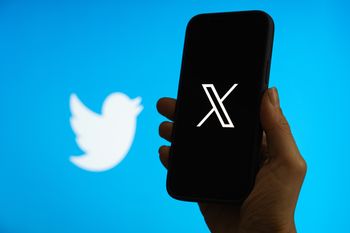 X kończy 20 lat. Od Twittera do największego źródła dezinformacji