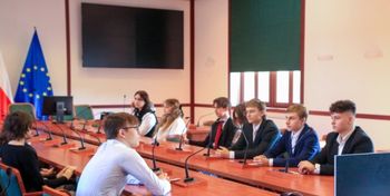 Legnica: Młodzieżowa Rada Miejska rozpoczyna kadencję. We wtorek pierwsza sesja