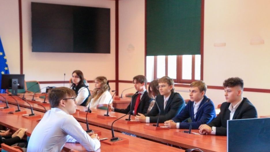 Młodzieżowa Rada Miejska rozpoczyna kadencję (źródło: UM Legnica)