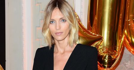 Anja Rubik w odważnej sesji YSL. Zasłania się muszlą