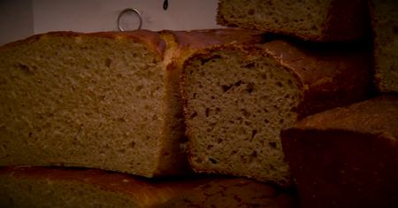 Dlaczego nie warto rezygnować z pieczywa w diecie?