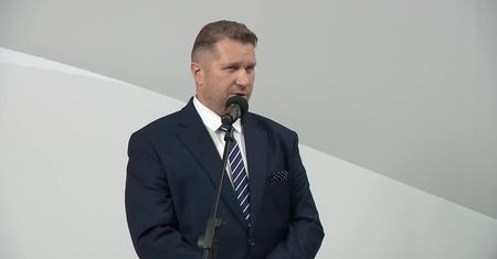 W szkołach brakuje 13 tys. nauczycieli, MEiN uspokaja: to tylko 2 procent ogólnej ich liczby.
