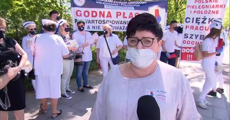 Pielęgniarki protestują w Warszawie.