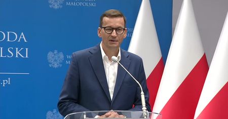 Premier broni marszałek Sejmu po emocjonalnej wymianie zdań w Otyniu.
