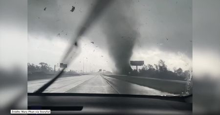 Tornado w Teksasie. Żywioł zrywał linie energetyczne przy autostradzie.