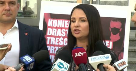 Zakaz dla homofobicznych i antyaborcyjnych furgonetek uchwalony przez łódzkich radnych.