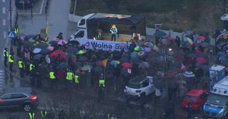Protest przeciwko Lex Czarnek przed Sejmem.