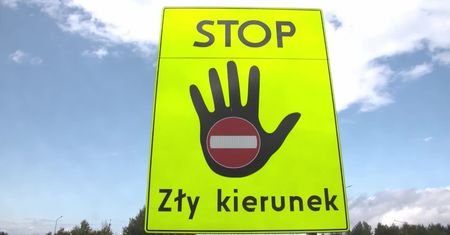 Na autostradach pojawią się znaki ostrzegające przed jazdą pod prąd