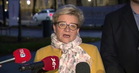 “Gdybyśmy traktowali pacjentów, jak pan traktuje przedstawicieli medyków, to na cmentarzach leżałoby o wiele więcej pacjentów”