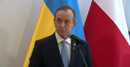 Marszałek Senatu o dopłatach na ogrzewanie domów: Jeżeli premier nie potrafi znaleźć pieniędzy, to niech zrezygnuje
