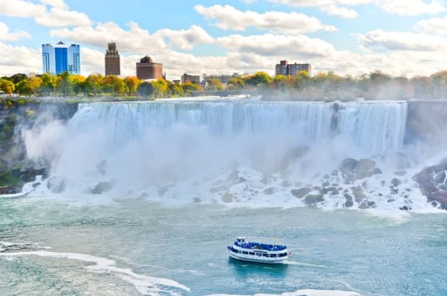 Amerykańska część wodospadu Niagara (fot. Javen / Shutterstock.com) 